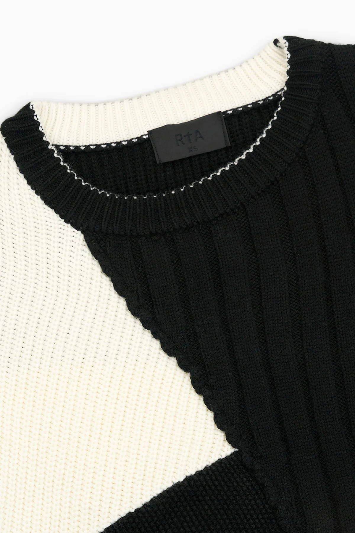 AIMEE KNIT SWEATER | BLACK AND WHITE GEOMETRIC - Image 3