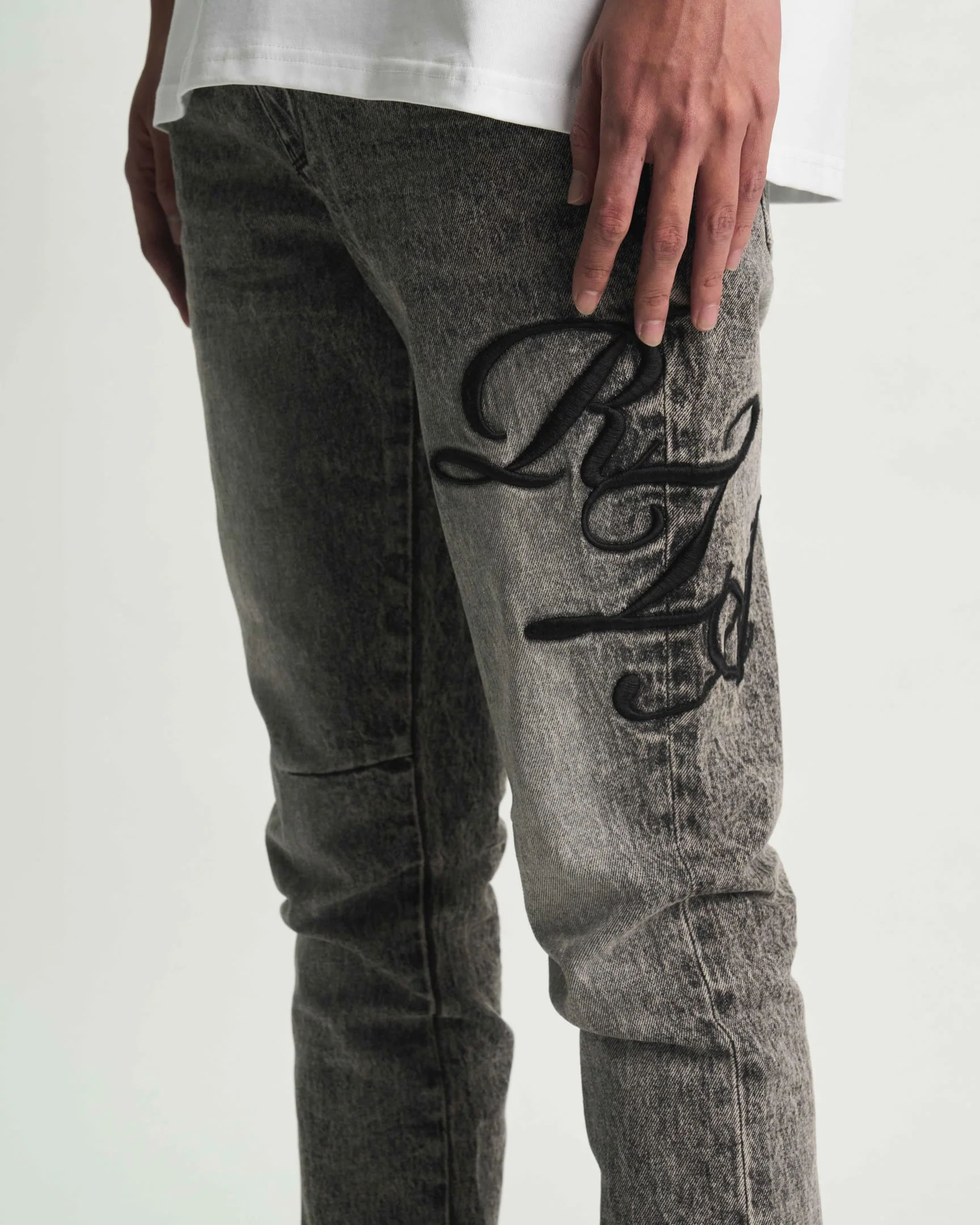 BRYANT SKINNY JEAN | STONE HAZE CURSIVE - Image 7