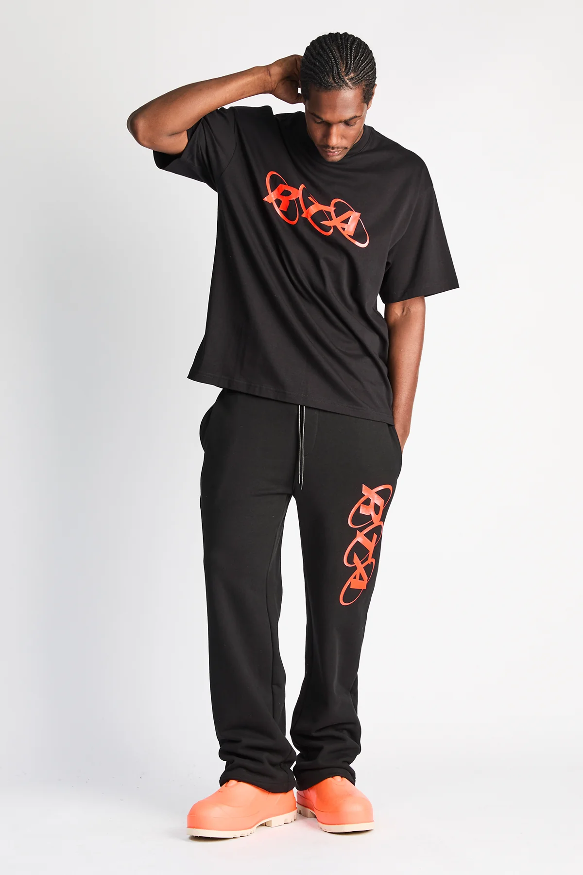 CAMERON SWEATPANT | BLACK PLANETARY RTA - Image 5