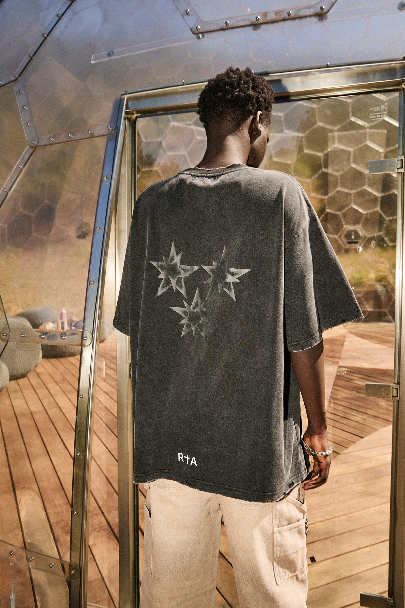COLIN OVERSIZED SHORT SLEEVE TEE | BLACK SMOKY STARS
