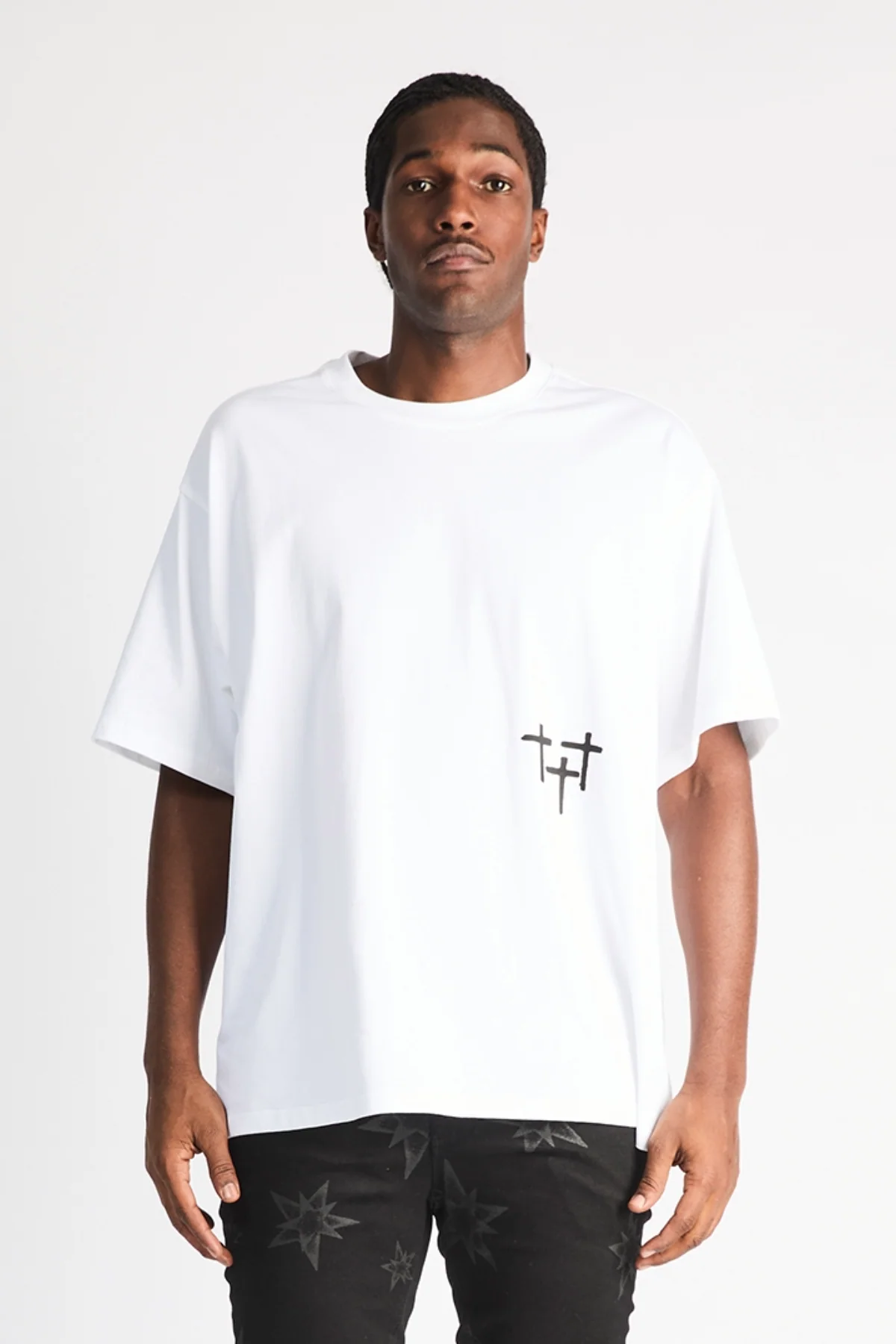 COLIN OVERSIZED SHORT SLEEVE TEE | WHITE SMOKY STARS - Image 6