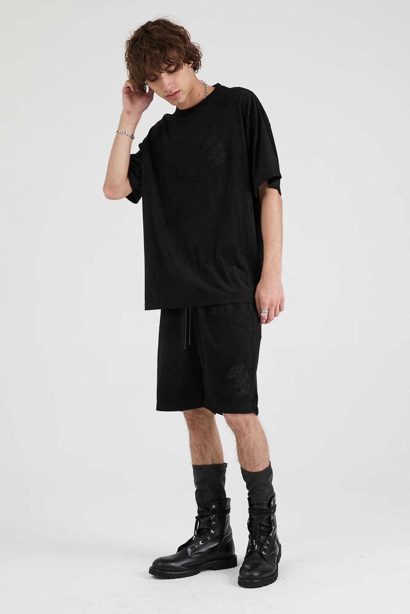 COLIN OVERSIZED SHORT SLEEVE TEE | BLACK SCRIPT LOGO - Image 2