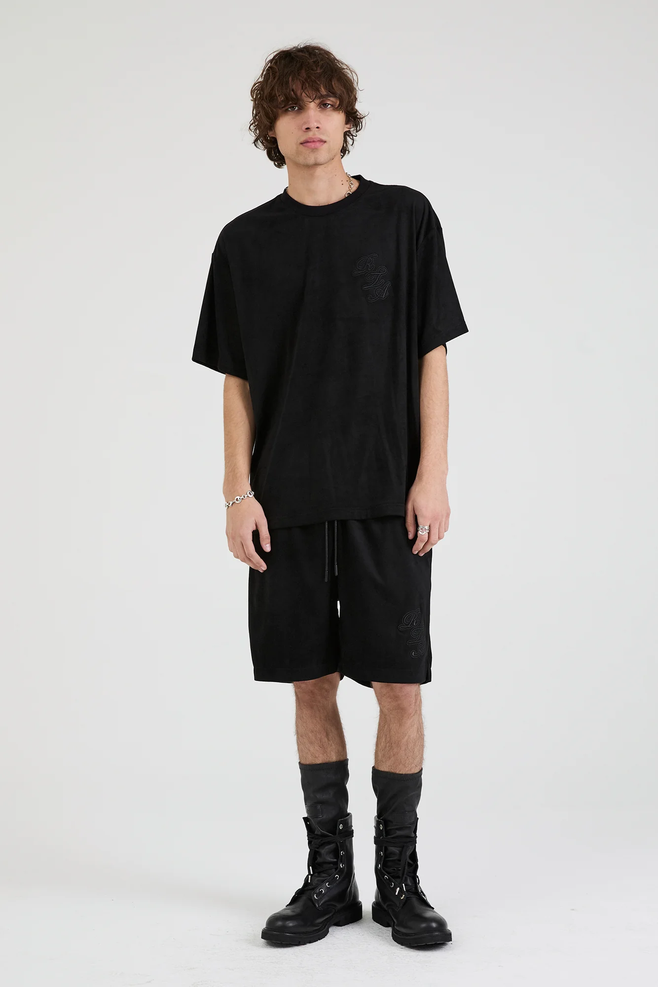 COLIN OVERSIZED SHORT SLEEVE TEE | BLACK SCRIPT LOGO - Image 3