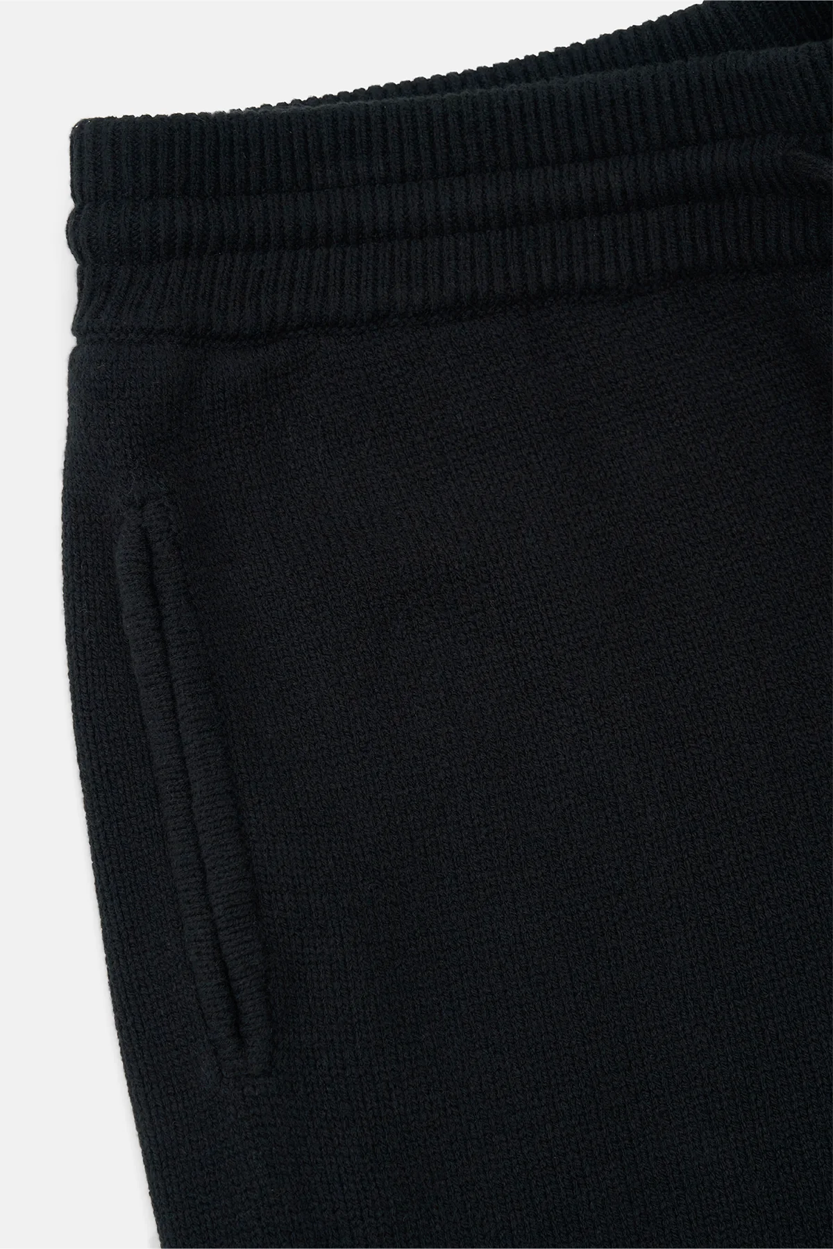 ELIAS SHORT | BLACK GREEN LOGO - Image 5