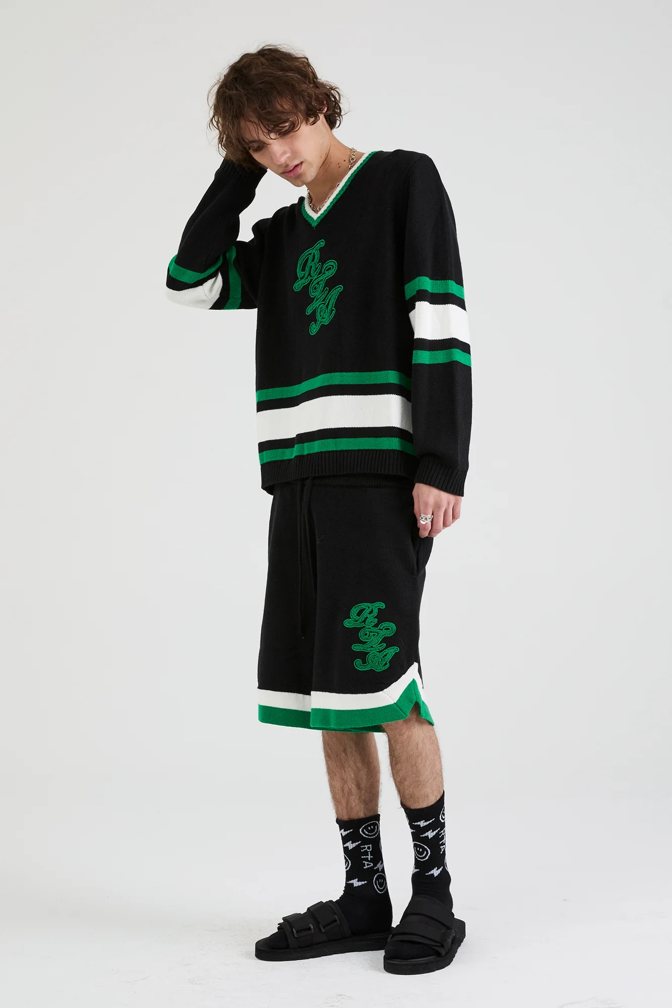 ELIAS SHORT | BLACK GREEN LOGO - Image 7