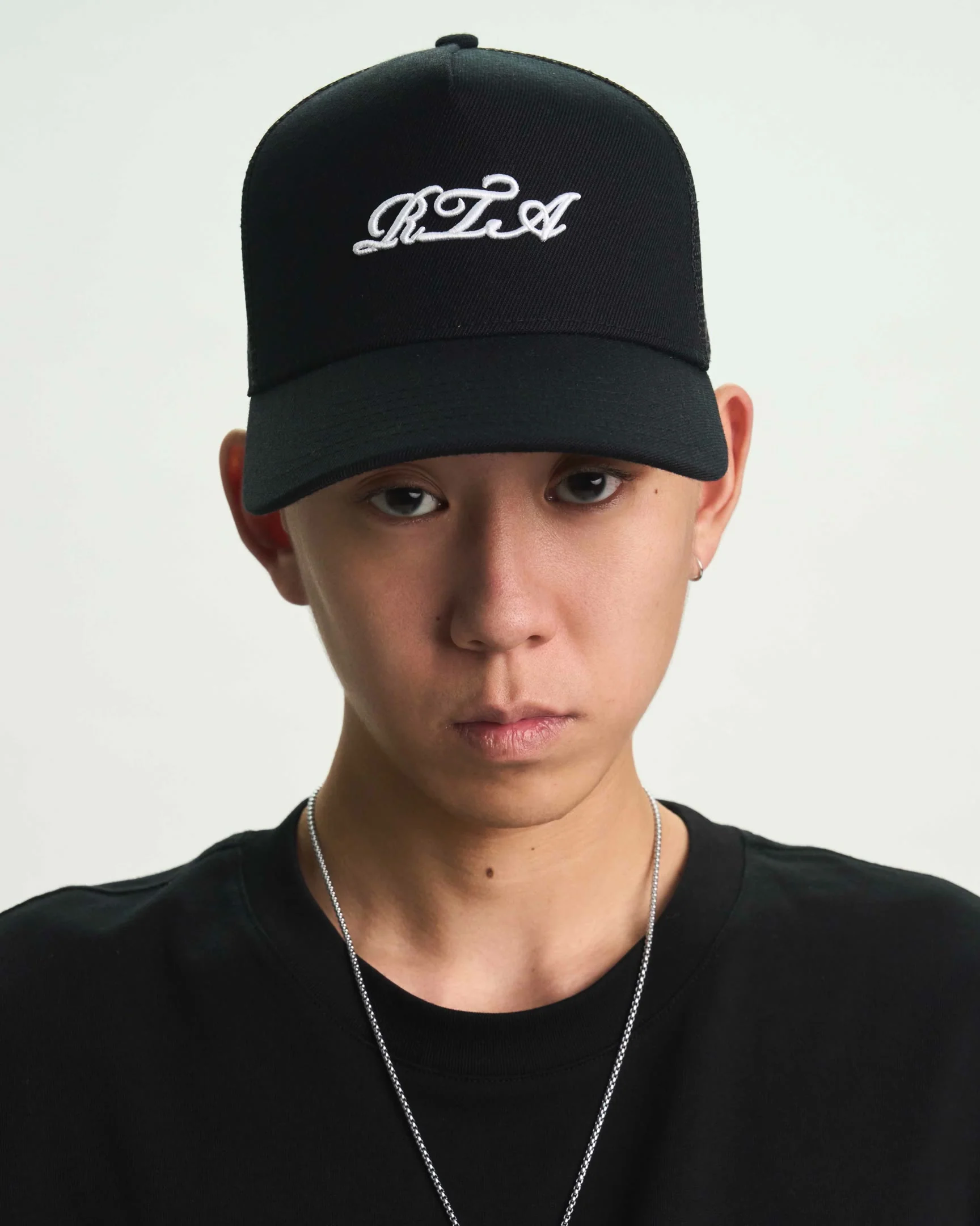GIDEON TRUCKER HAT | BLACK CURSIVE RTA