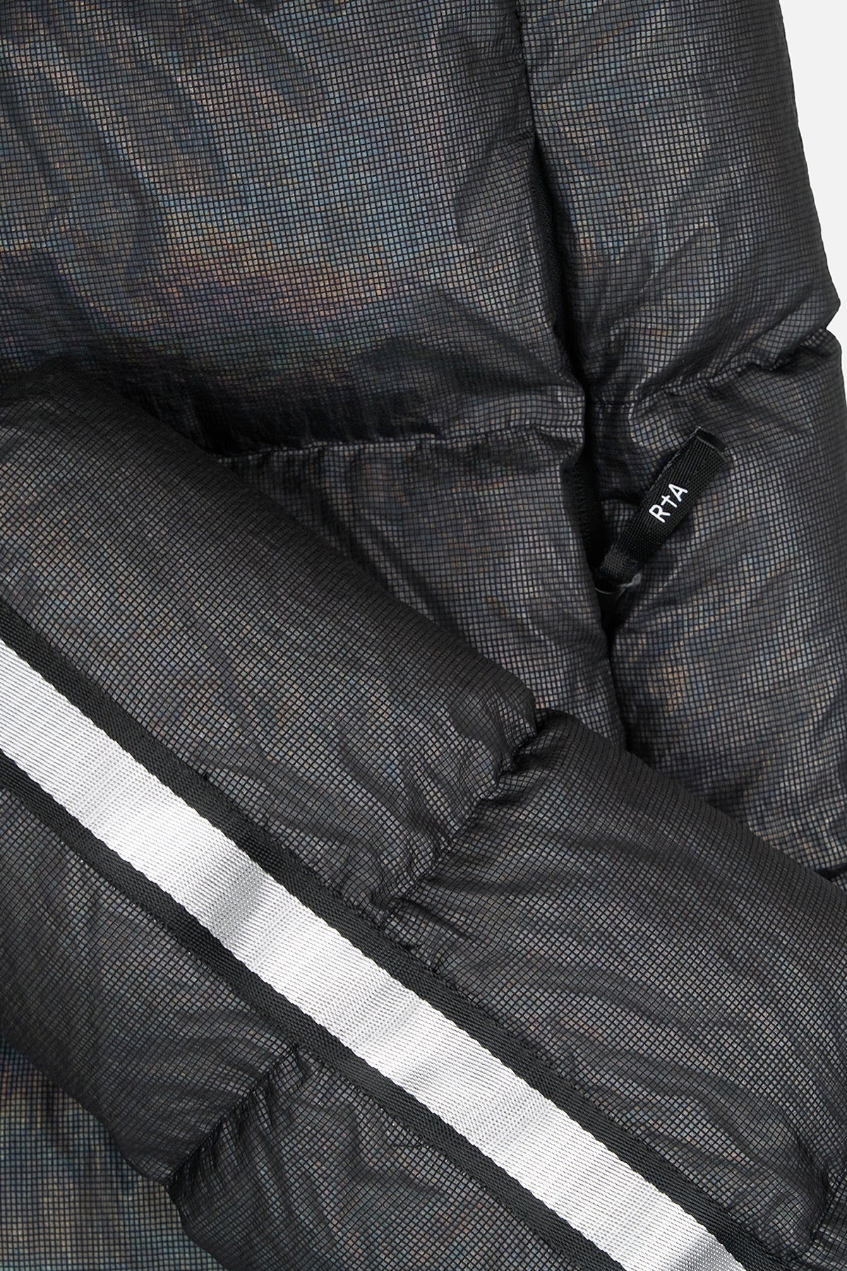 GRANT PUFFER JACKET | BLACK HOLOGRAM - Image 4