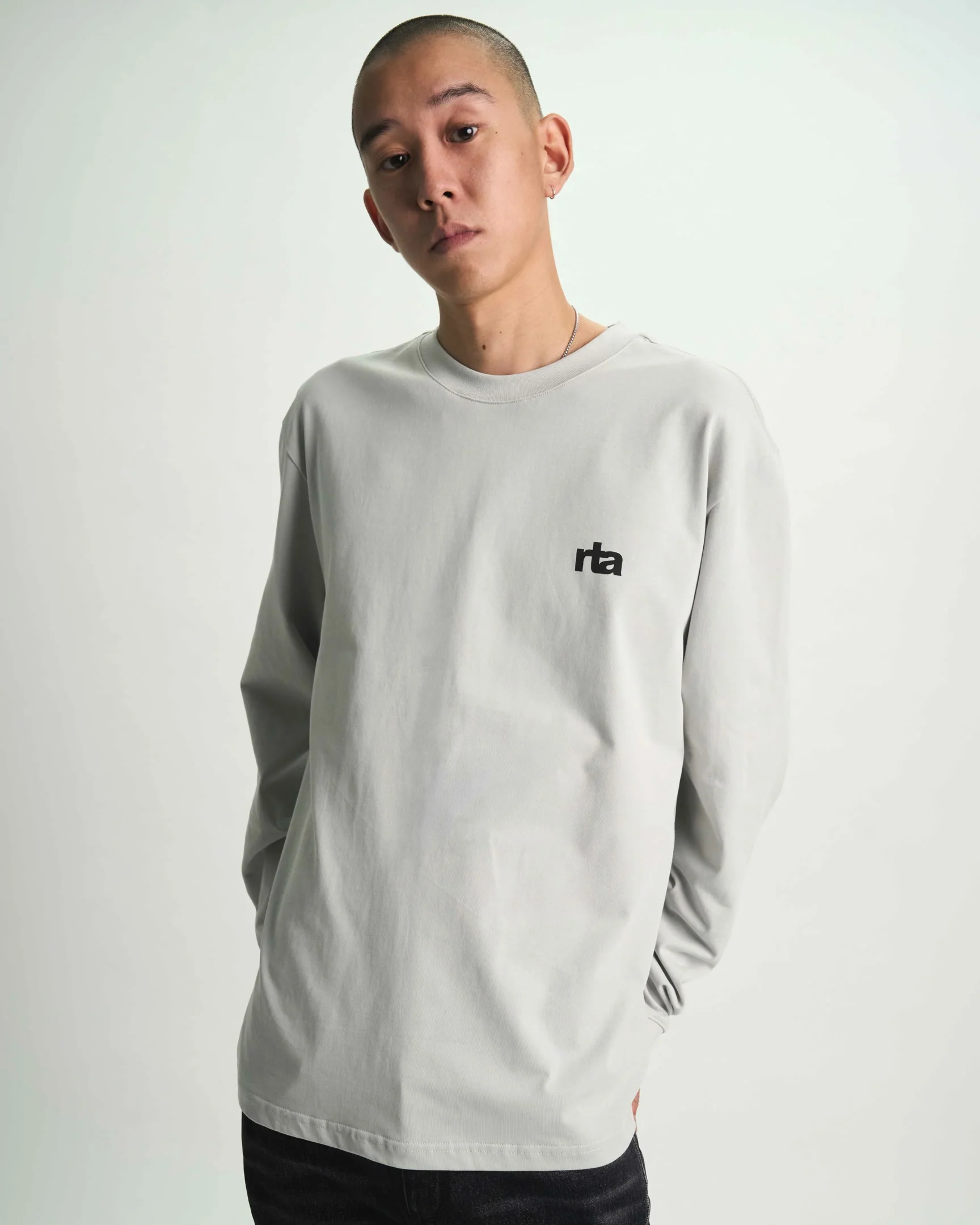 LAWRENCE LONG SLEEVE TEE | SMOKE SPIKED TYPE - Image 5