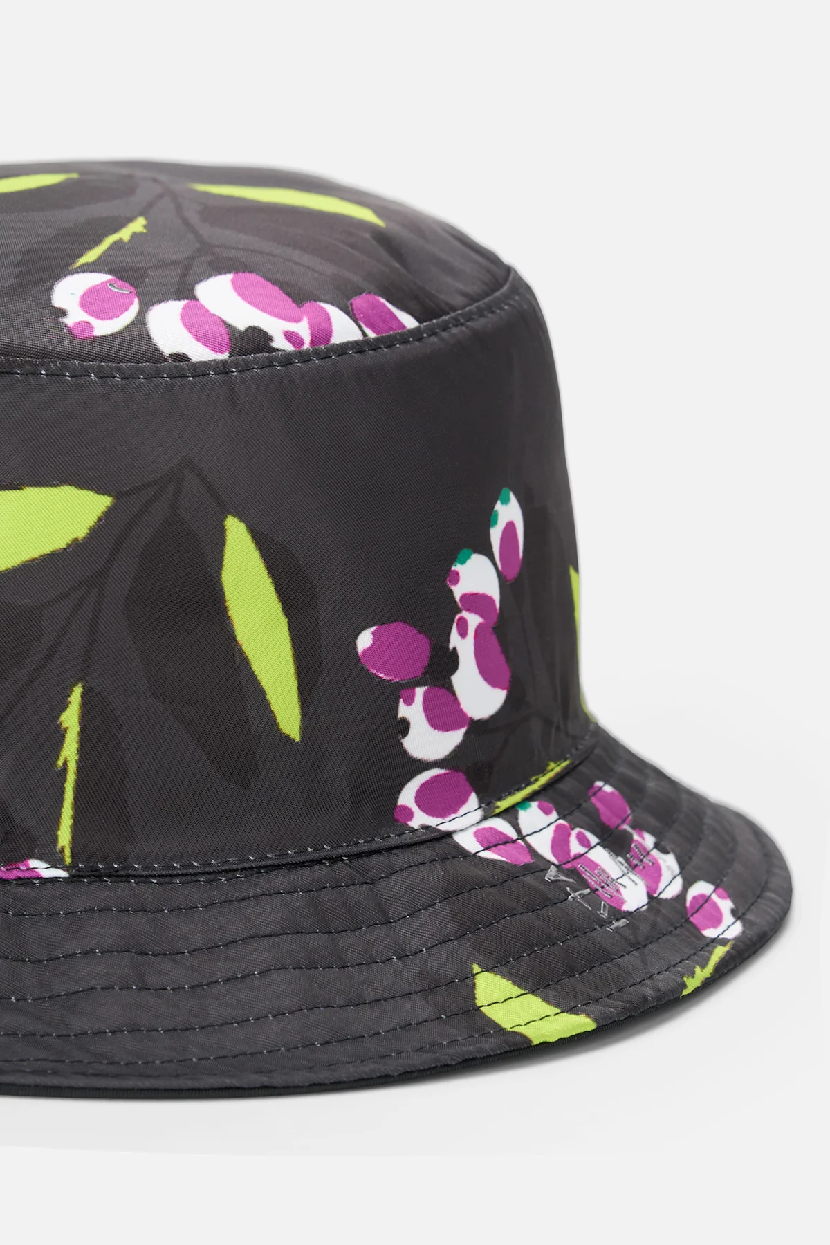 MARCUS BUCKET HAT | BLACK CURSIVE RTA - Image 5