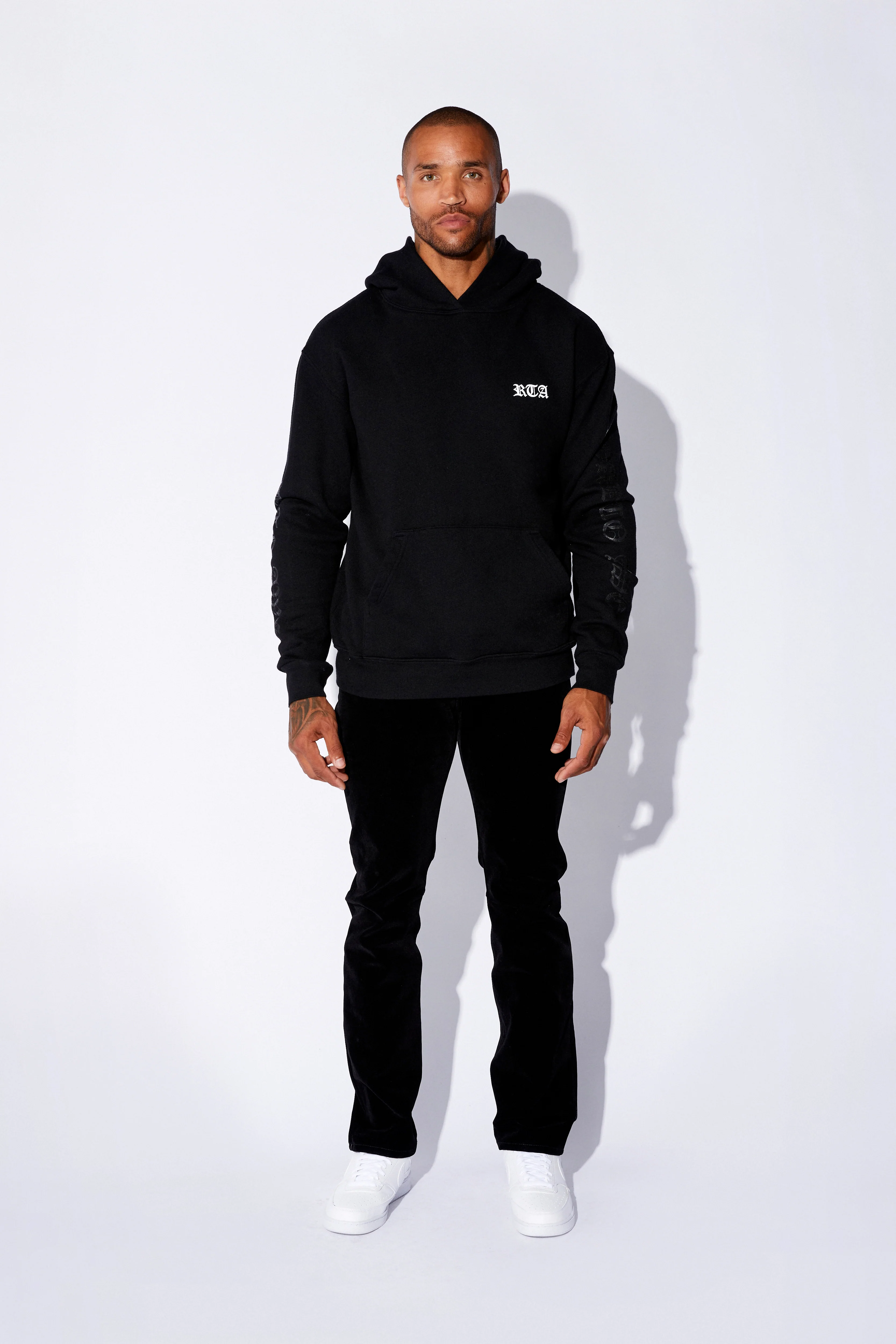 NASH HOODIE | BLACK OLD ENGLISH ROAD TO AWE