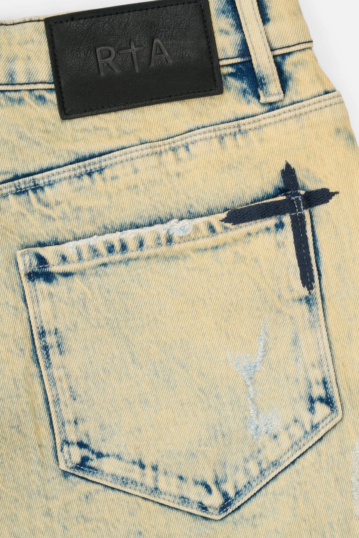 RICARDO JEAN | MOONSTONE - Image 4