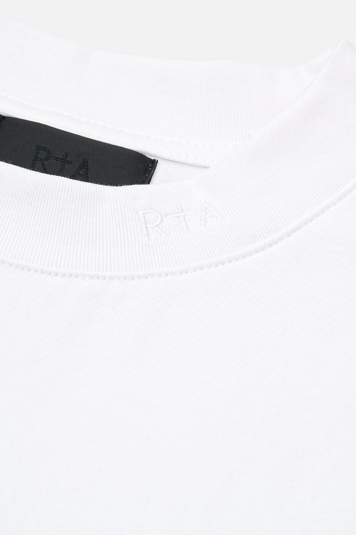RICO MOCK NECK SHORT SLEEVE TEE | WHITE COLLAR LOGO - Image 4