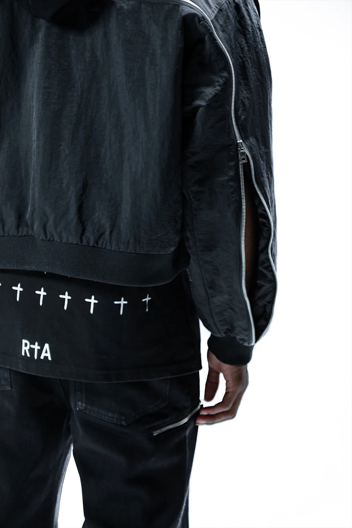 RTA X DDG MICKIE JACKET | BLACK ZIPPERS - Image 5