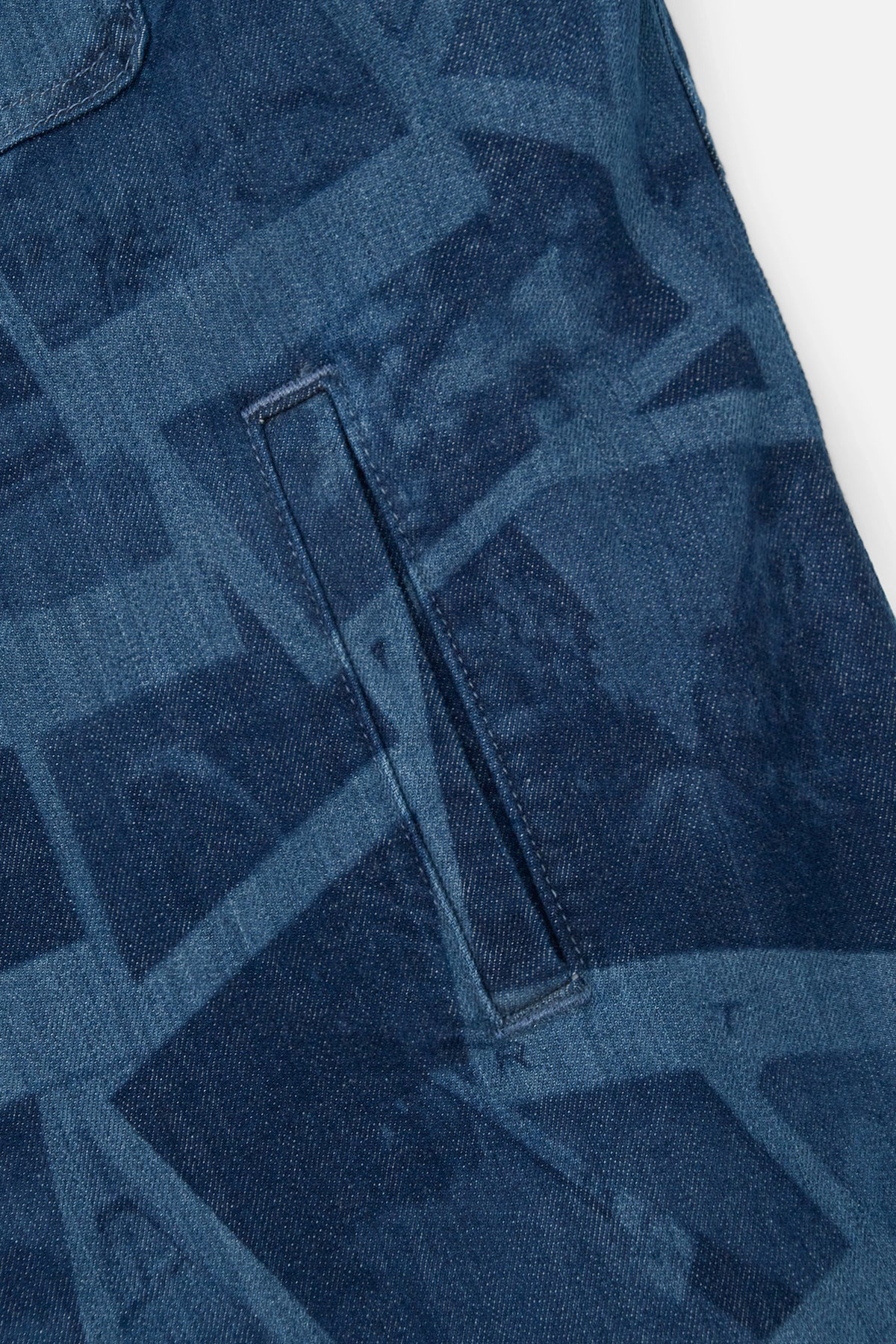 SHORT SLEEVE CHEST POCKET SHIRT | INDIGO PHOTO COLLAGE - Image 7