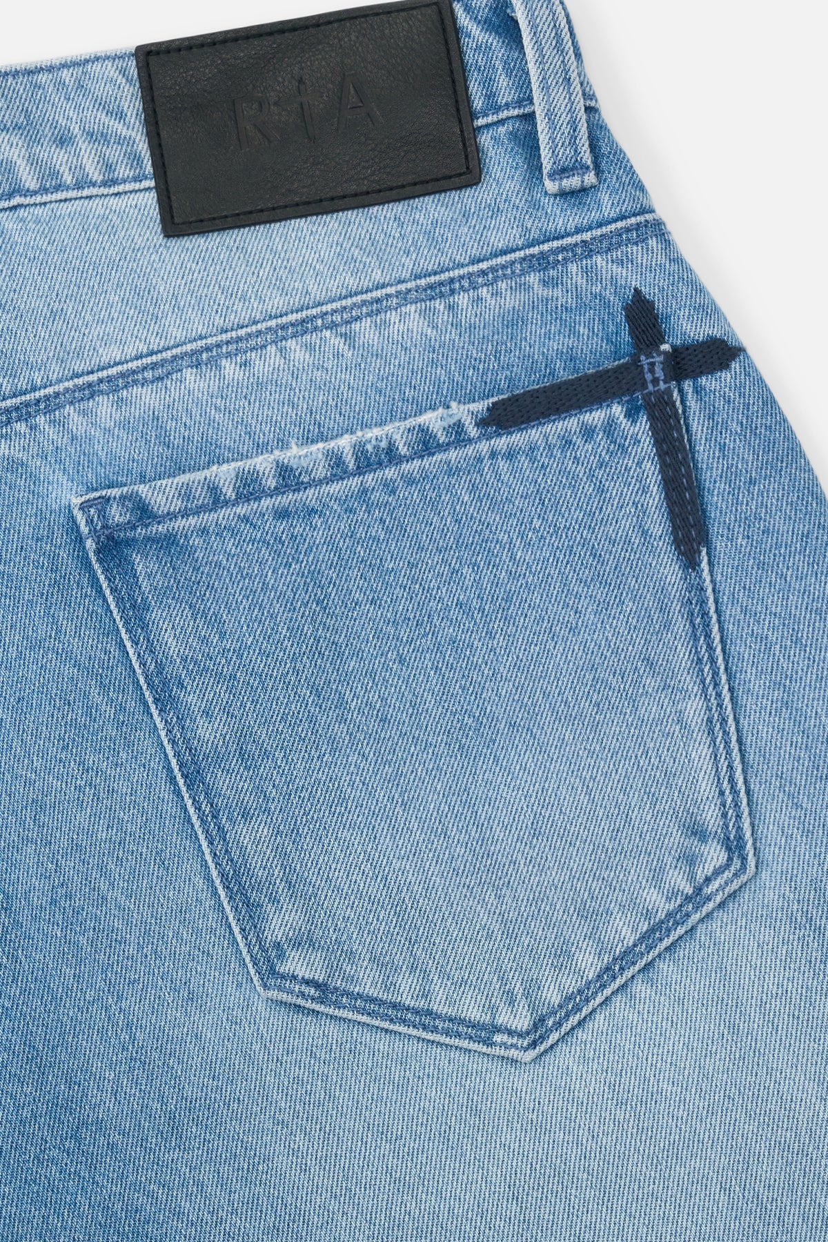 ZED STRAIGHT LEG JEAN | GLACIER BLUE 3D CROSS - Image 4
