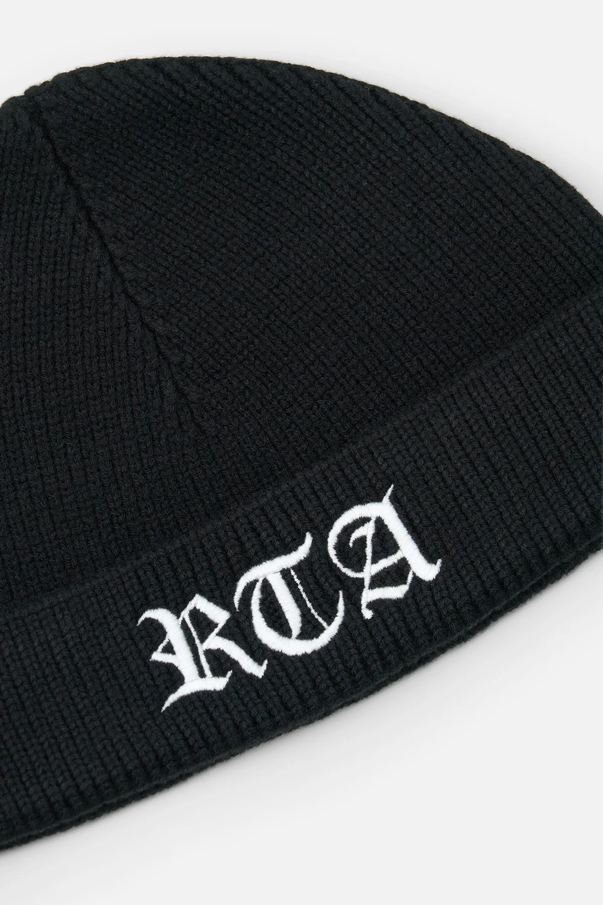 ZION BEANIE | BLACK OLD ENGLISH CROSS - Image 3